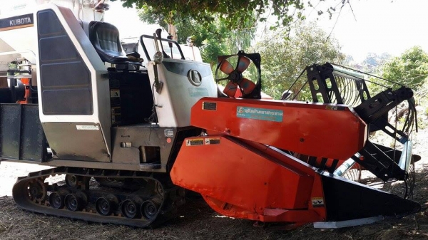 ขายครับ DC 60 สภาพลุยงานได้เลยราคาเดียวครับ 275,000 พร้อมเทลเลอร์ ขายครับ DC 60 สภาพลุยงานได้เลยราคาเดียวครับ 275,000 พร้อมเทลเลอร์