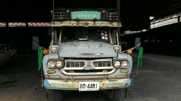 รถสิบล้อisuzu หัวยาว เครื่อง 6BD1 165 แรง เครื่องดีคันชีสวย ภาษีไม่ขาดเอกสาร พร้อมโอน