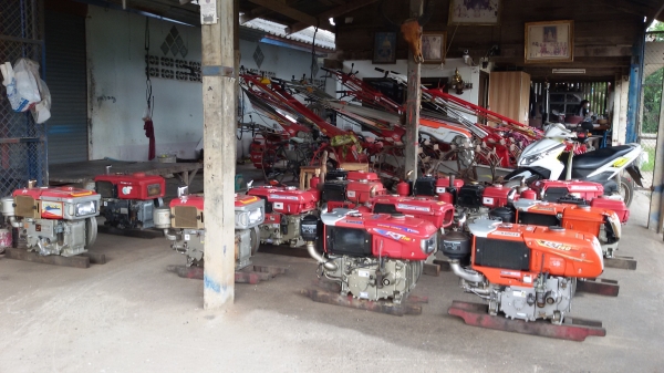 ขายเครื่องมีอการเกษตรมือสองราาถูก สนใจสอบถามรายระเอียดได้ที่เบอร์ 0813655997 อำพร พาเจริญ ตั้งอยู่ที่ บ้านวังบัว ต.วังบัว อ.คลองขลุง จ.กำแพงเพชร