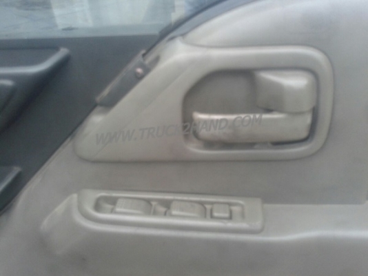 รถบรรทุก 6 ล้อ ISUZU NKR66E 120 แรงม้า  4 สูบ กระบะคาร์โก้