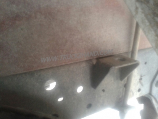 รถบรรทุก 6 ล้อ ISUZU NKR66E 120 แรงม้า  4 สูบ กระบะคาร์โก้