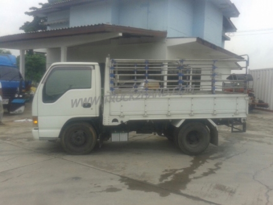 รถบรรทุก 6 ล้อ ISUZU NKR66E 120 แรงม้า  4 สูบ กระบะคาร์โก้