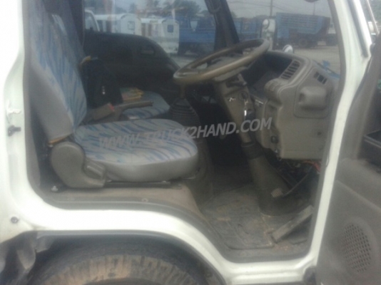 รถบรรทุก 6 ล้อ ISUZU NKR66E 120 แรงม้า  4 สูบ กระบะคาร์โก้