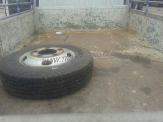 รถบรรทุก 6 ล้อ ISUZU NKR66E 120 แรงม้า  4 สูบ กระบะคาร์โก้