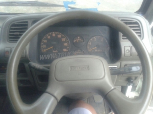 รถบรรทุก 6 ล้อ ISUZU NKR66E 120 แรงม้า  4 สูบ กระบะคาร์โก้