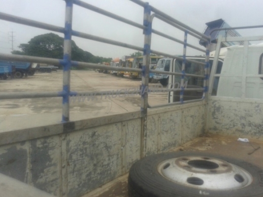 รถบรรทุก 6 ล้อ ISUZU NKR66E 120 แรงม้า  4 สูบ กระบะคาร์โก้