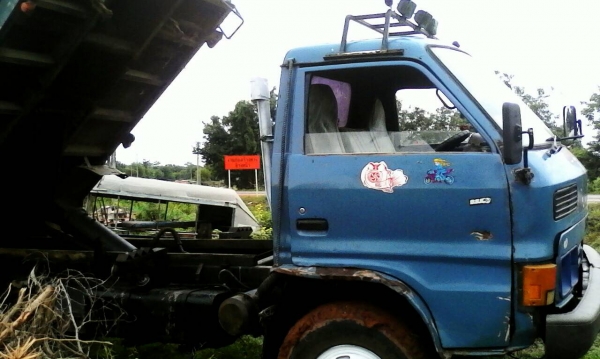 ขาย รถอิซูซุ ดั้ม ks