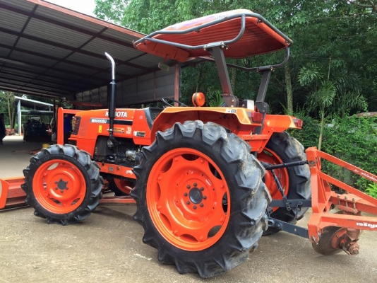 ขายรถไถ Kubota M5000 SU(4WD) พร้อมใบมีดและผานบุกเบิก รถสวย 1900 ชม. พร้อมใช้งาน