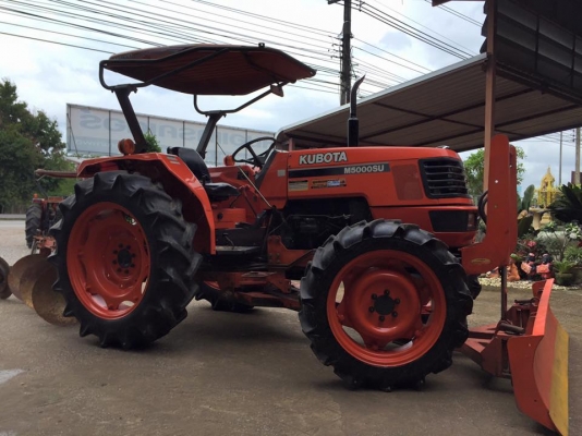 ขายรถไถ Kubota M5000 SU(4WD) พร้อมใบมีดและผานบุกเบิก รถสวย 1900 ชม. พร้อมใช้งาน ขายรถไถ Kubota M5000 SU(4WD) พร้อมใบมีดและผานบุกเบิก รถสวย 1900 ชม. พร้อมใช้งาน