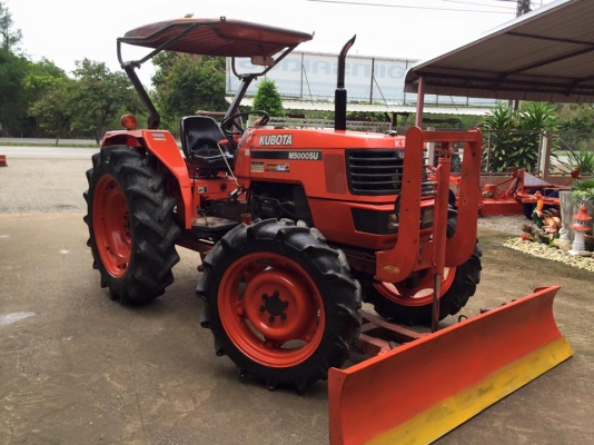 ขายรถไถ Kubota M5000 SU(4WD) พร้อมใบมีดและผานบุกเบิก รถสวย 1900 ชม. พร้อมใช้งาน ขายรถไถ Kubota M5000 SU(4WD) พร้อมใบมีดและผานบุกเบิก รถสวย 1900 ชม. พร้อมใช้งาน