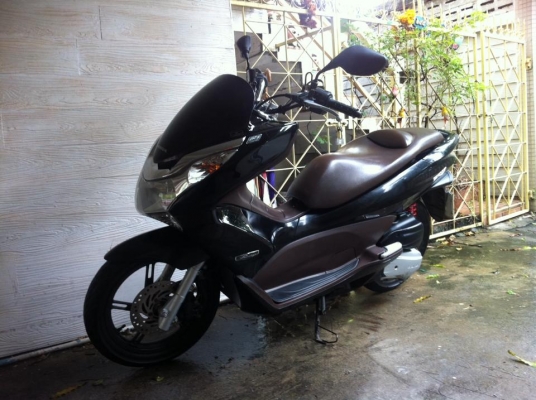 ขออนุญาติขาย HONDA PCX 125-i สีดำเงา ฟรีค่าโอน