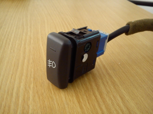 สวิตช์ไฟตัดหมอกของรถ HONDA แนวตั้ง