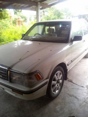 TOYOTA CROWN เครื่อง J ติดเเก๊สเเล้วรถขับปกติสภาพตามรูปภาษีไม่ขาด
