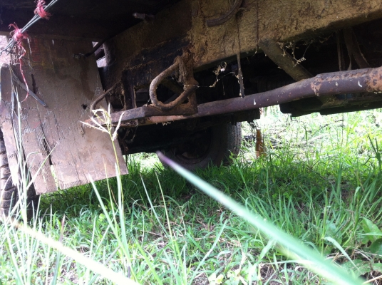 ขายคุณแต๋นสีข้าว เครื่องisuzu kb ราคา 30000 บาท (ด่วนครับ)