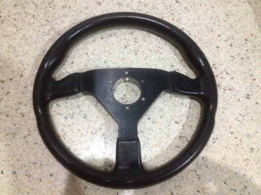 วงสามก้านด้ายเหลือง MADE IN ITALY เเท้ของเก่าญี่ปุ่นสภาพตามรูป