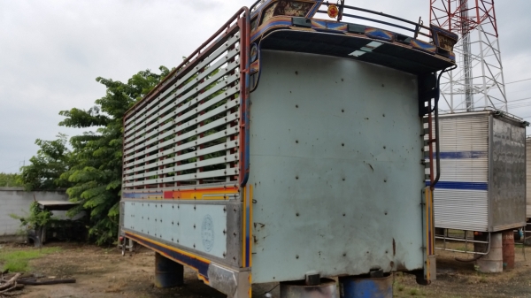 ขายรถบรรทุก 10 ล้อ