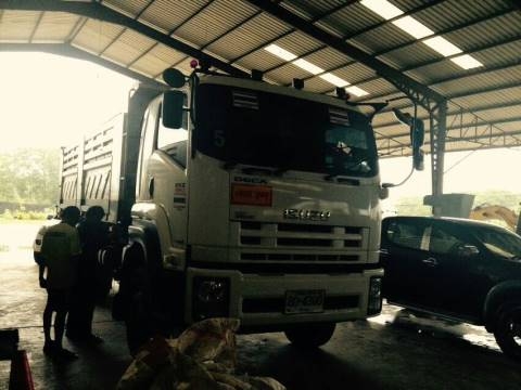 สิบล้อ อีซูชุ 360 ปี53 แม่ลูก ดั้มสามมิตรแท้ สภาพสวยบางเดิม ไม่เคยมีอุบัติเหตุ วิ่งน้อย100×××กม.เล่มทะเบียนพร้อมโอน สิบล้อ อีซูชุ 360 ปี53 แม่ลูก ดั้มสามมิตรแท้ สภาพสวยบางเดิม ไม่เคยมีอุบัติเหตุ วิ่งน้อย100×××กม.เล่มทะเบียนพร้อมโอน