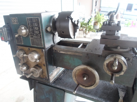แท่นกลึง 3 ฟุต เกียร์บล็อก สภาพสวย ๆ เครื่องพร้อมใช้งาน ด่วน !!! 33,000