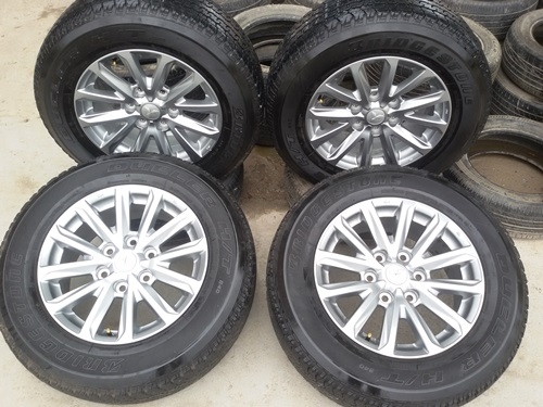 ขายลล้อ Mitsubishi Triton All New 17 พร้อมยาง 4 ล้อ
