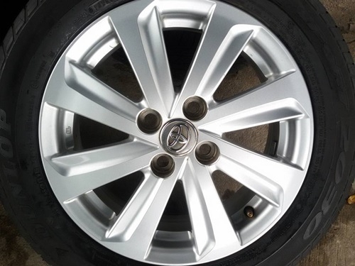 ขายล้อแม็กTOYOTA New VIOS พร้อมยาง ปี0213 4 ล้อ ขายล้อแม็กTOYOTA New VIOS พร้อมยาง ปี0213 4 ล้อ