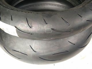 ยาง DUNLUP รุ่น sportmax gp. ปี13 เบอร์ 200/55 zr17 ยาง DUNLUP รุ่น sportmax gp. ปี13 เบอร์ 200/55 zr17