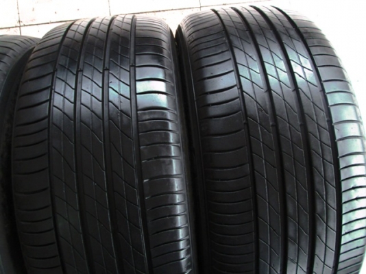 ขายยาง MICHELIN 3ST 225-50-17 ปี13 งามๆ (1ชุด)