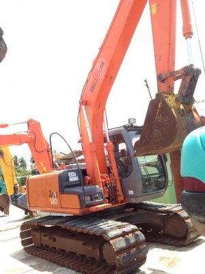 ขายค่ะ Hitachi ZX120-1  นำเข้าเองจากญี่ปุ่น สภาพสวย เครื่องปั้มดี ระบบดี มีลายหัวกระแทก รถสวยค่ะ