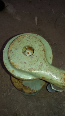 ป้ัมน้ำอเนกประสงค์ มีขาย 2 ตัว ราคาตัวละ 500 บ.  มีบริการส่งทางไปรษณีย์ทั่วประเทศ