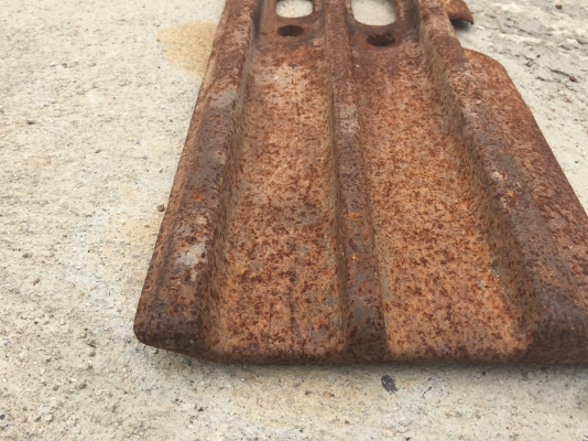 ขายแผ่น PC200-5. แผ่นสวย.มีโซ่1ข้าง(ให้ฟรี)ขายนับแผ่น เกือบ200แผ่น