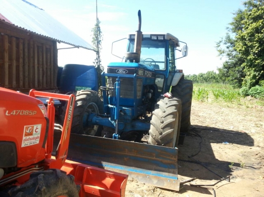 ขายรถ  แทรคเตอร์  ฟอร์ด