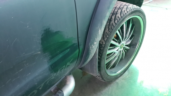 ** ราคา 35,000 ** แม็กขอบ 24 + พร้อมยาง 295/35R24 พร้อมใช้มากๆ