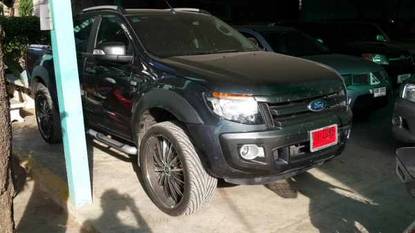 ** ราคา 35,000 ** แม็กขอบ 24 + พร้อมยาง 295/35R24 พร้อมใช้มากๆ