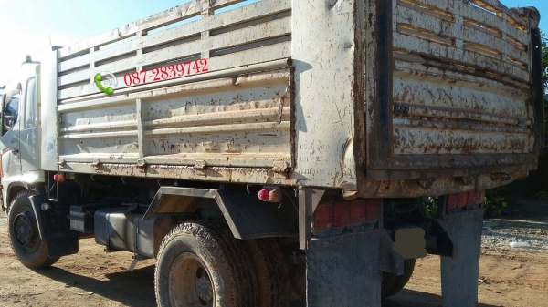 ขายรถดั้มพ์ 6 ล้อ จำนวน 5 คัน(ไม่แยกขาย)