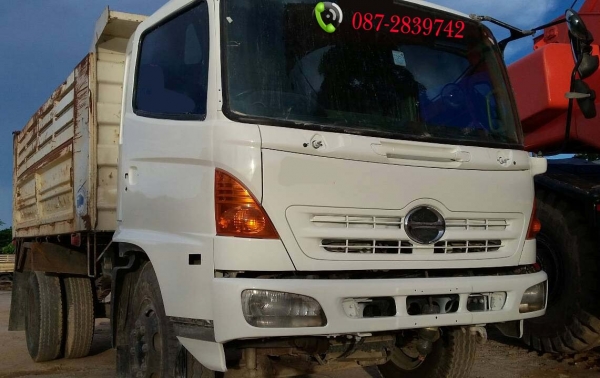 ขายรถดั้มพ์ 6 ล้อ จำนวน 5 คัน(ไม่แยกขาย)