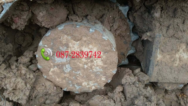 ขายรถแบคโฮบูมยาว KOMATSU PC200LC-8 C733XX  4,9XX ชม.