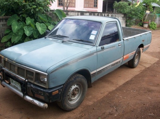 ขายอีสุ สภาพเดิมๆๆ ทั้งคัน ไม่เคยทำสี  เครื่องเกียร์แน่นตึบ