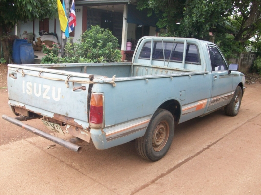 ขายอีสุ สภาพเดิมๆๆ ทั้งคัน ไม่เคยทำสี  เครื่องเกียร์แน่นตึบ