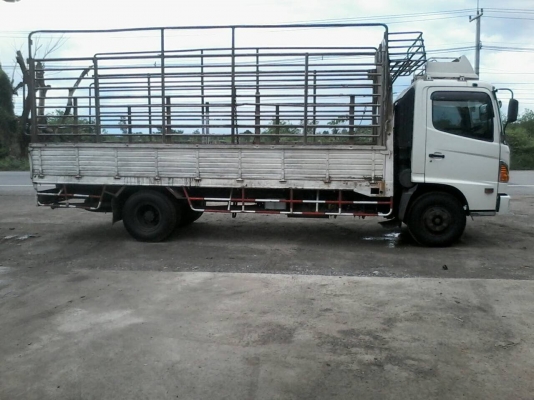 ขาย6ล้อHINOเมก้า144แรงม้ากระบะยาว5.50เมตรเจ้าของมือแรก