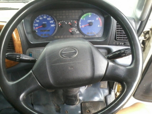 ขาย6ล้อHINOเมก้า144แรงม้ากระบะยาว5.50เมตรเจ้าของมือแรก