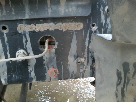 ขาย6ล้อHINOเมก้า144แรงม้ากระบะยาว5.50เมตรเจ้าของมือแรก