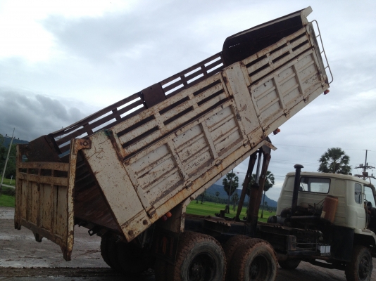 ขายรถ 10  ล้อ 2 เพลาเทเลอร์ท้ายลาด ภาษี ปี59