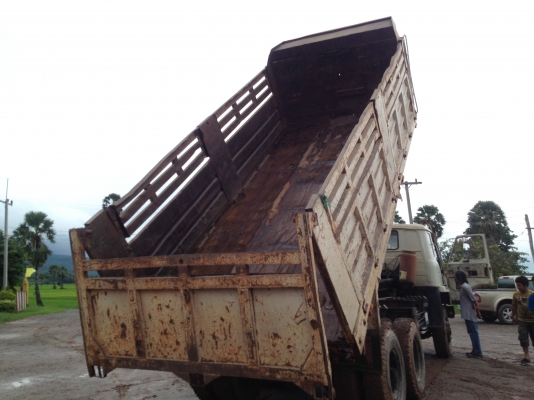 ขายรถ 10  ล้อ 2 เพลาเทเลอร์ท้ายลาด ภาษี ปี59