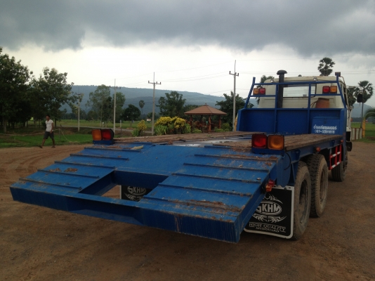 ขายรถ 10  ล้อ 2 เพลาเทเลอร์ท้ายลาด ภาษี ปี59