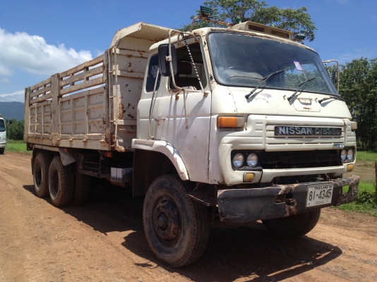 ขายรถ 10  ล้อ 2 เพลาเทเลอร์ท้ายลาด ภาษี ปี59