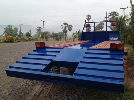 ขายรถ 10  ล้อ 2 เพลาเทเลอร์ท้ายลาด ภาษี ปี59