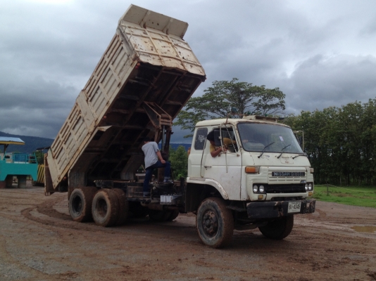 ขายรถ 10  ล้อ 2 เพลาเทเลอร์ท้ายลาด ภาษี ปี59