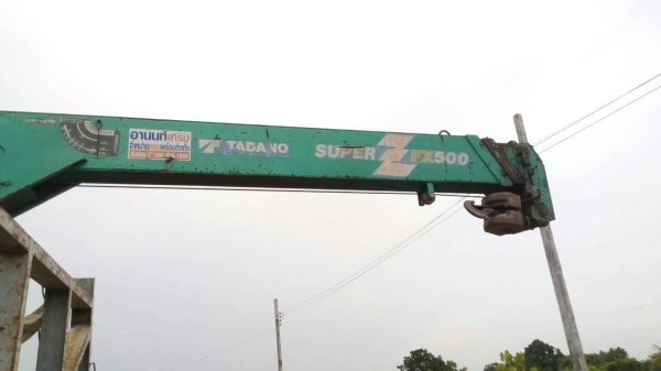 ลดราคาครับ 880000ครับ ขาย5ตัน TADANO ZFX 3ปอก2ชัก 350000 หรือชื้อทั้งรถ6ล้อติดเครน 5ตัน hino1j Tadano 5ตัน3ปอก ตะขอพับ พร้อมใช้งานครับ