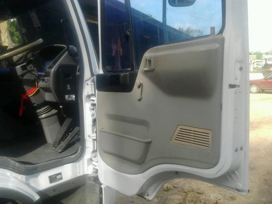 ขายรถ 6 ล้อกลาง FB4J 140 แรง ราคา 495000 บาท ขายรถ 6 ล้อกลาง FB4J 140 แรง ราคา 495000 บาท