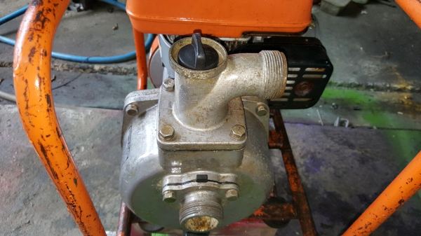 ปั้มน้ำ ROBIN EY 08 พร้อมใช้งาน เข้า ออก 1.5 X 1.5 นิ้ว ปั้มน้ำ ROBIN EY 08 พร้อมใช้งาน เข้า ออก 1.5 X 1.5 นิ้ว