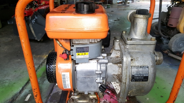 ปั้มน้ำ ROBIN EY 08 พร้อมใช้งาน เข้า ออก 1.5 X 1.5 นิ้ว ปั้มน้ำ ROBIN EY 08 พร้อมใช้งาน เข้า ออก 1.5 X 1.5 นิ้ว